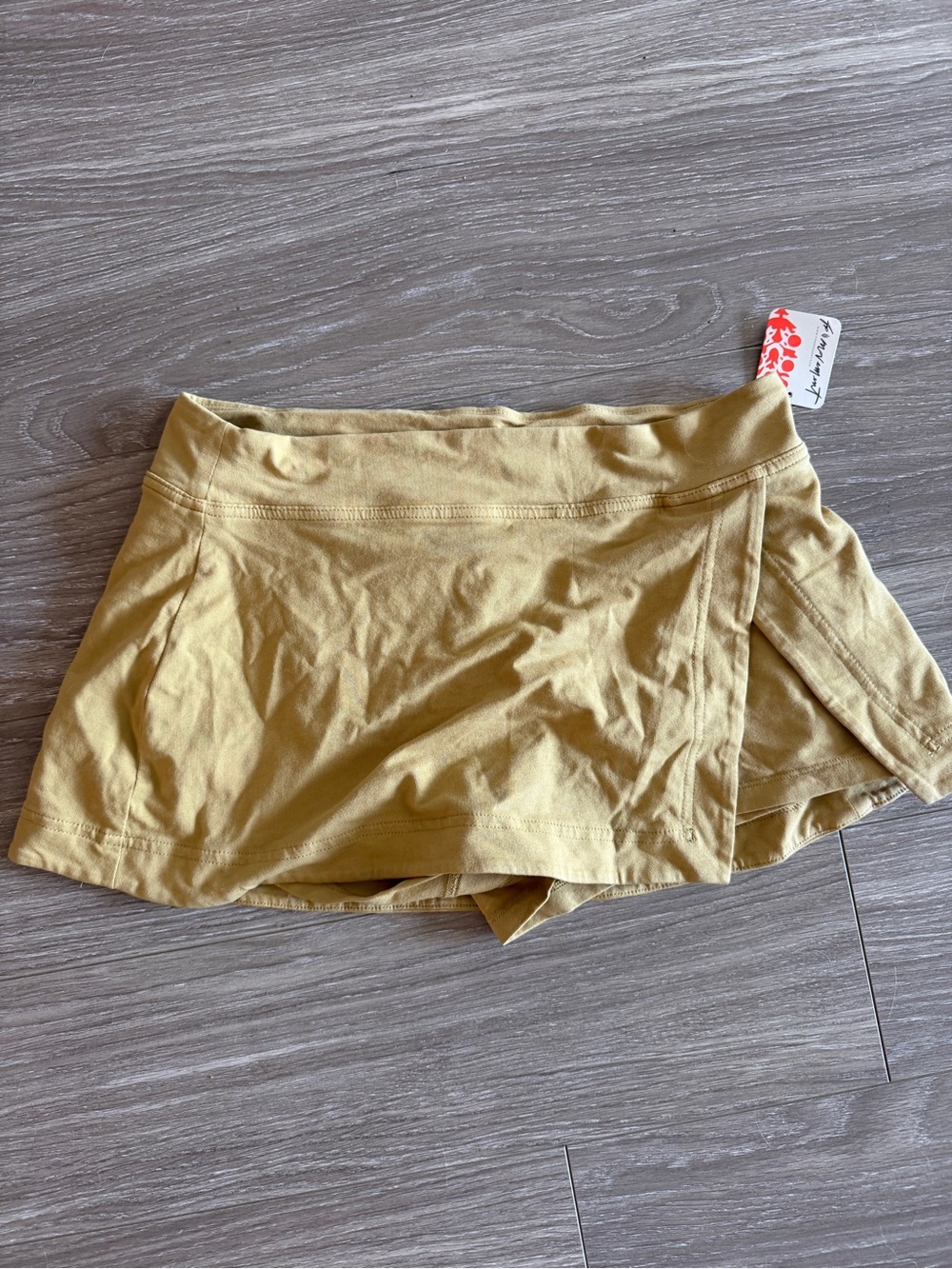 New FP Movement Hot Shot Mini Skort free people Dried Palm Bronze small - Picture 9 of 12